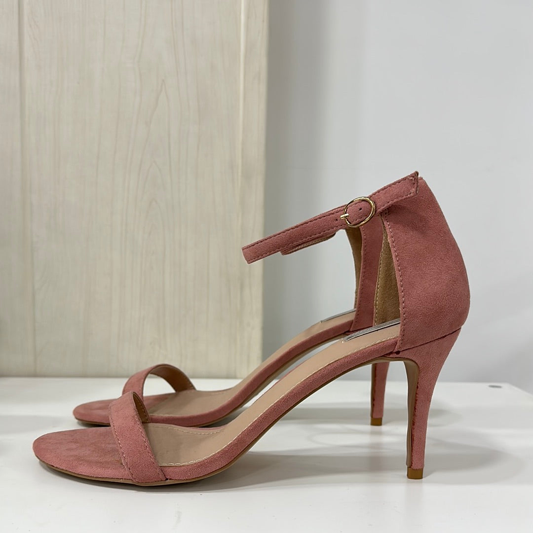 Sandalia tacón rosa