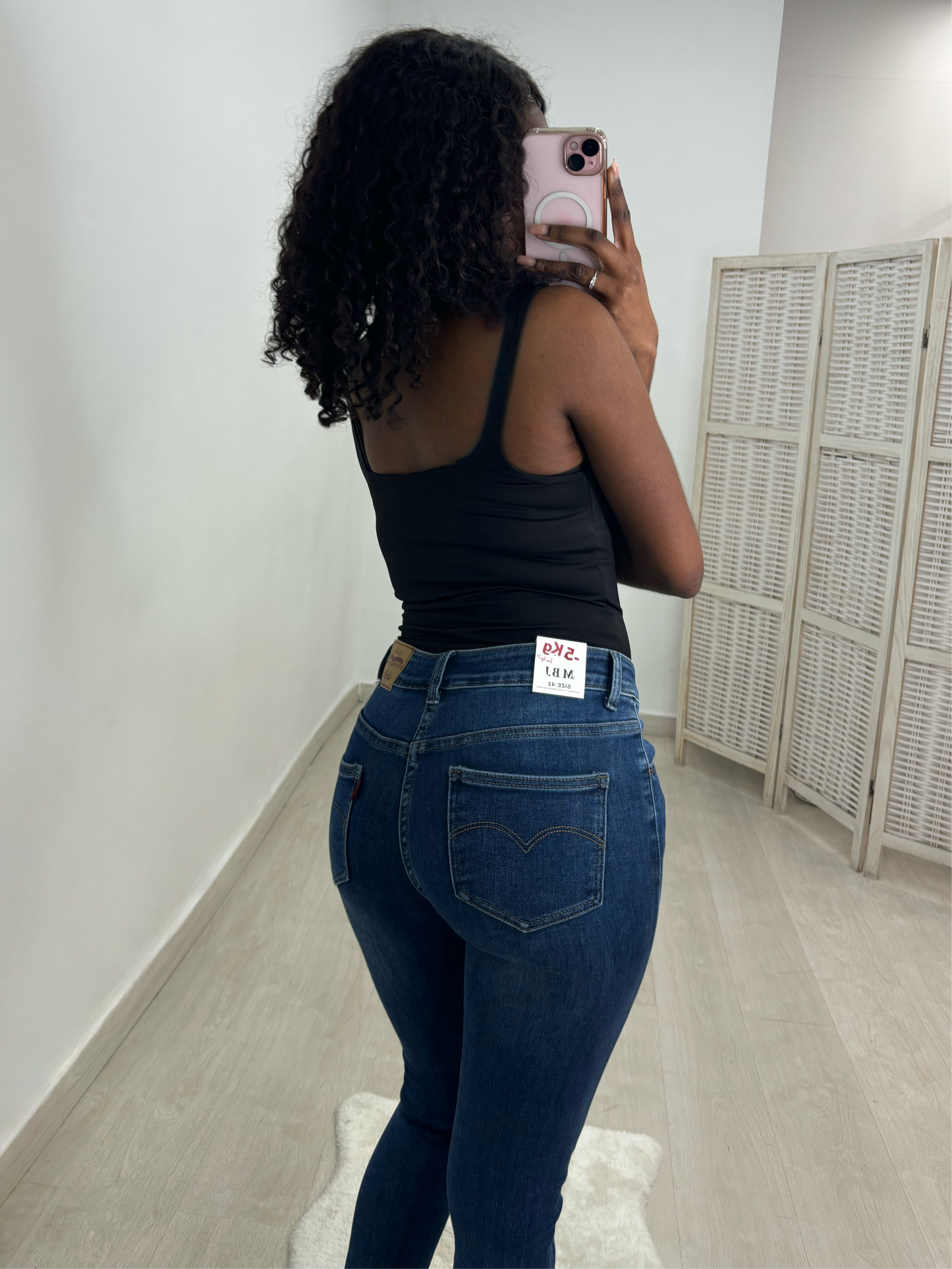 Jean 8282