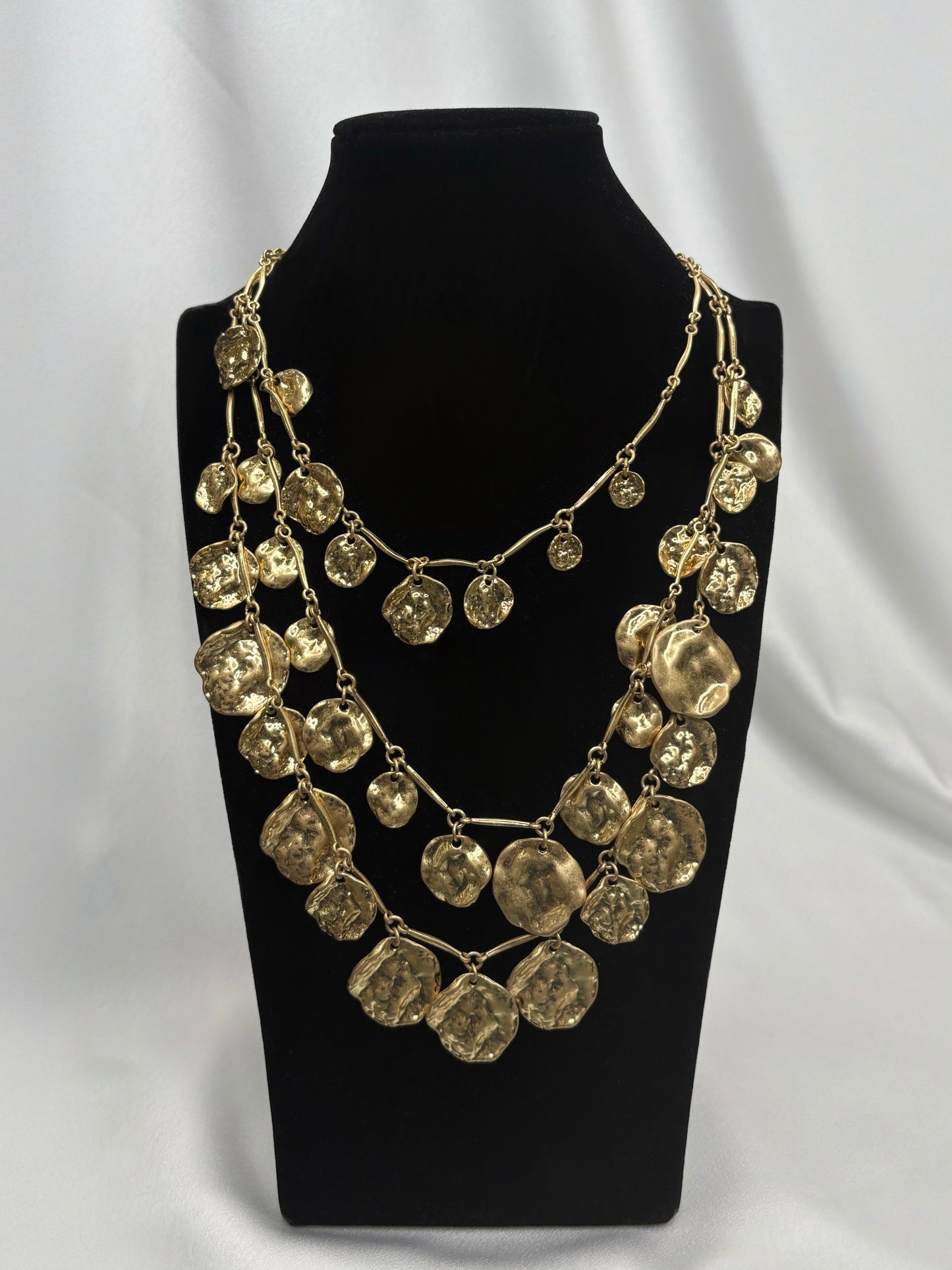 GOLDEN NECKLACE