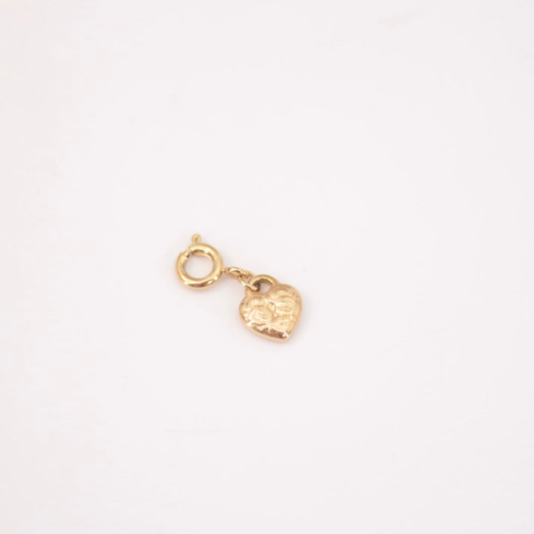 Charm corazón mordido