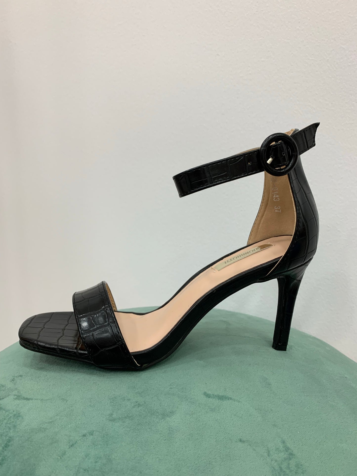 Sandalia Coco negra