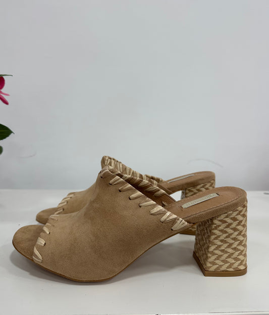 Zueco camel