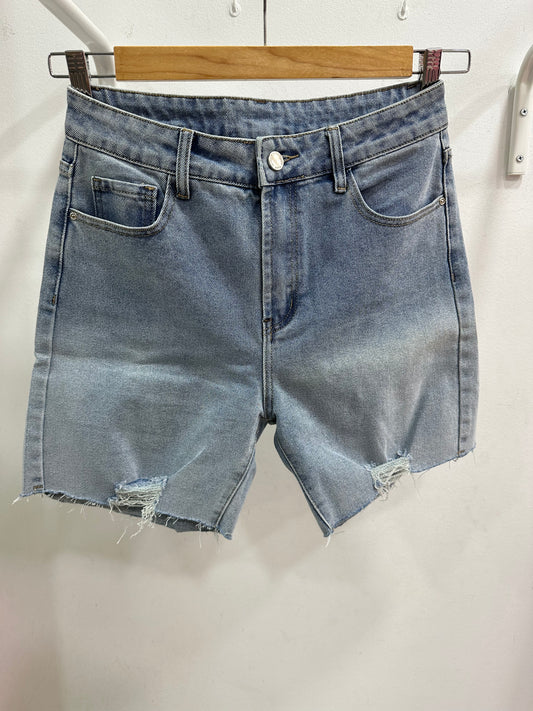 Short claro